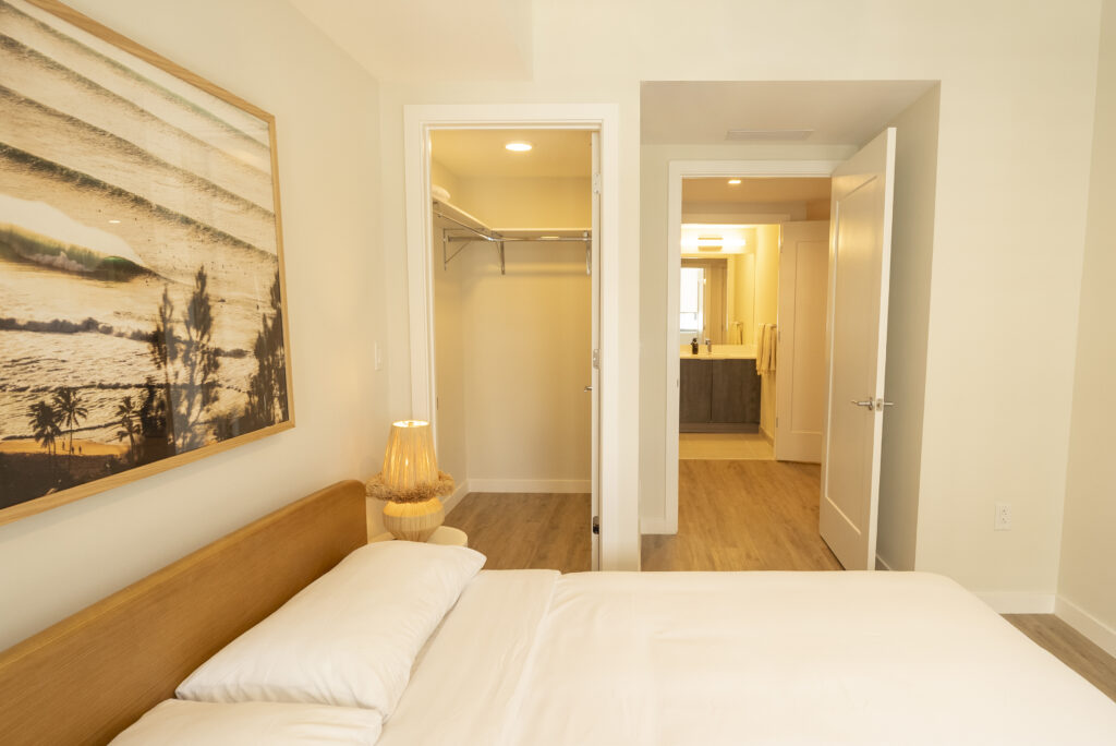5-MIAWEST-THEO-1BR-Unit